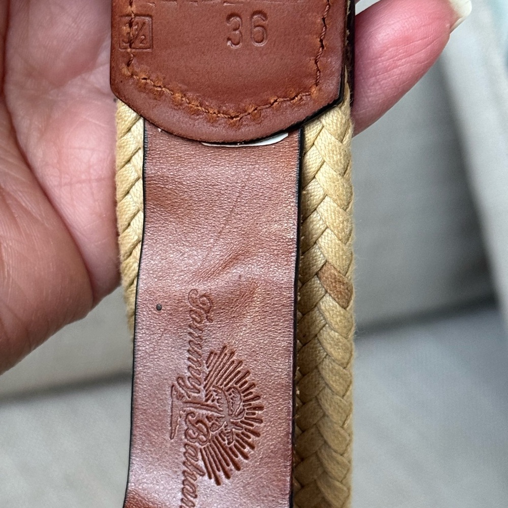 Tommy Bahama belt size size 36 like new - Picture 4 of 9